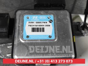 Hyundai Bayon Kühlgebläsewiderstand O577611 foto 2