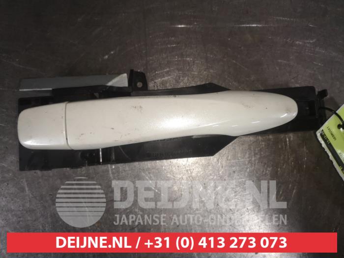 Nissan Qashqai Portiergreep 4Deurs rechts-achter O577829