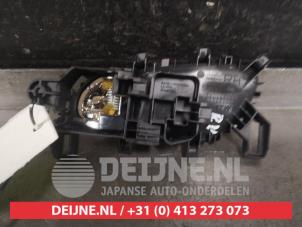 Nissan Qashqai Front door handle 4-door, right O577839 photo 2
