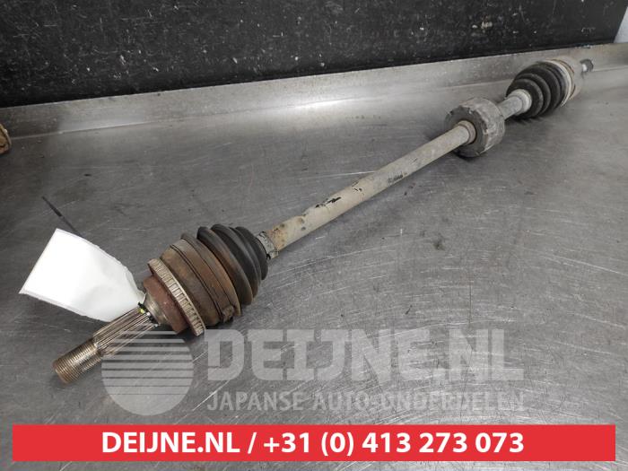Toyota Yaris Aandrijfas rechts-voor O577885