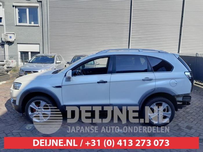 Chevrolet Captiva Portierruit 4Deurs links-achter O577986