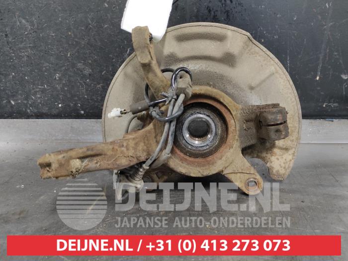 Suzuki SX-4 Fusee rechts-voor O578037