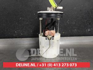 Gebruikte Tank element Pomp Nissan Almera Tino (V10M) 1.8 16V Prijs € 50,00 Margeregeling aangeboden door V.Deijne Jap.Auto-onderdelen BV