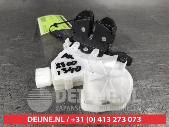 Subaru Trezia Tailgate lock mechanism O578124