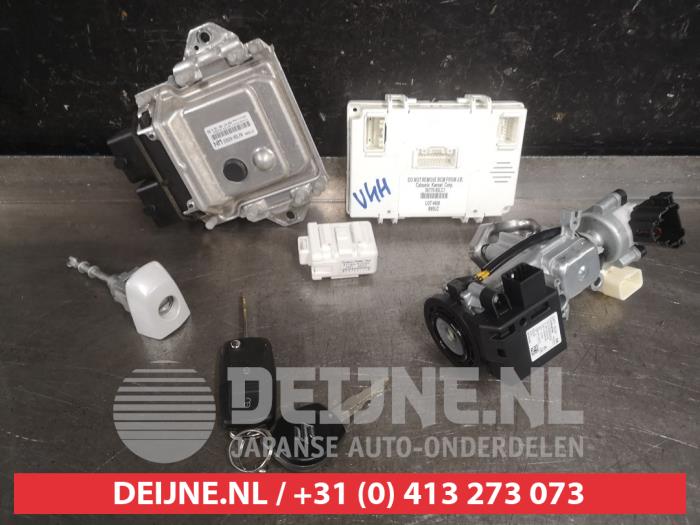 Suzuki Splash Slotenset Cilinder (compleet) O578572