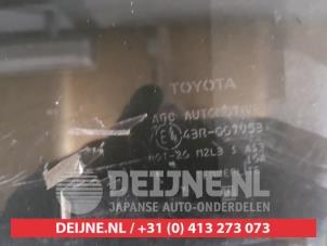 Toyota Rav-4 Portierruit 4Deurs links-achter O578763 foto 2