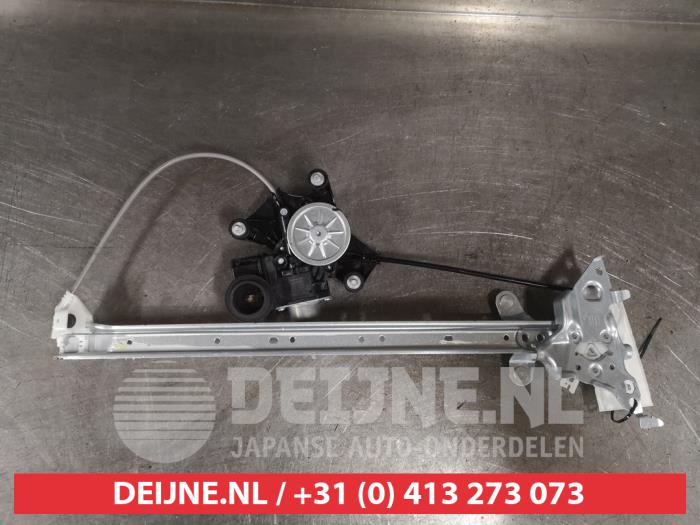 Toyota Rav-4 Fenstermechanik 4-türig links hinten O578765