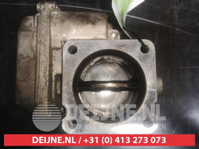 Gasklephuis van een Chevrolet Captiva (C100) 2.0 CDTI 16V 127 4x2 2008