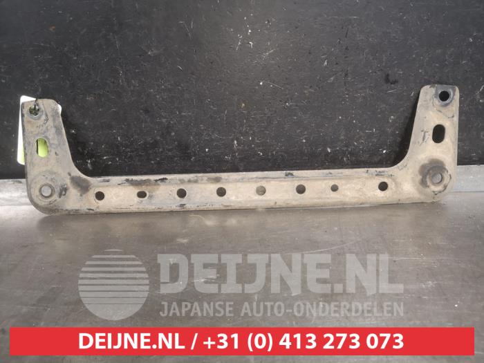 Gebruikte Subframe Nissan Micra (K12) 1.6 16V 160 SR Prijs € 50,00 Margeregeling aangeboden door V.Deijne Jap.Auto-onderdelen BV