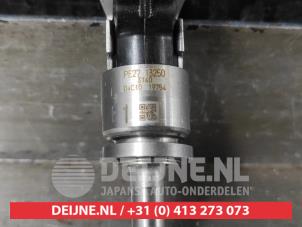 Mazda 3 Injector (petrol injection) O579631 photo 2