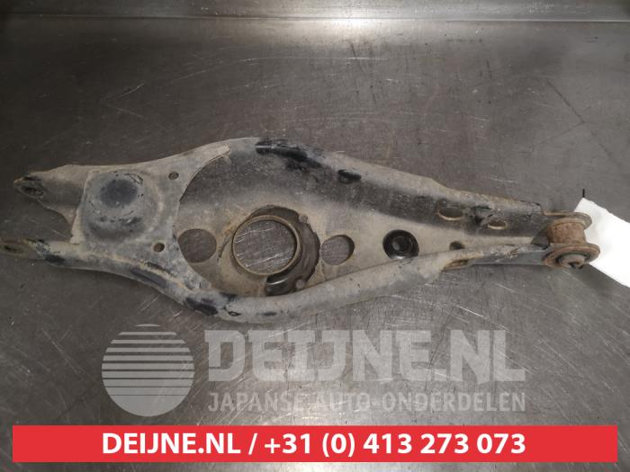 Toyota Rav-4 Querlenker links hinten O579729