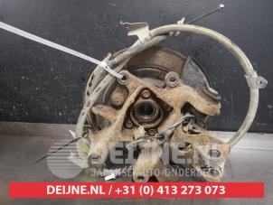 Toyota Rav-4 Fusee rechts-achter O579743 foto 3