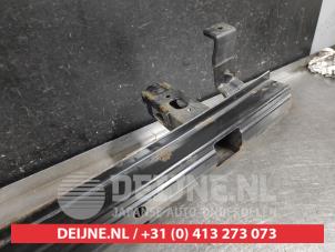 Hyundai Tucson Stoßstangeträger hinten O579882 foto 2