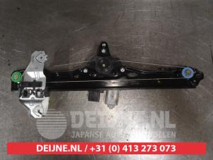 Nissan Pulsar Window mechanism 4-door, front left O580012 photo 2