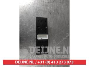Kia Sorento Multi-functional window switch O580446 photo 2