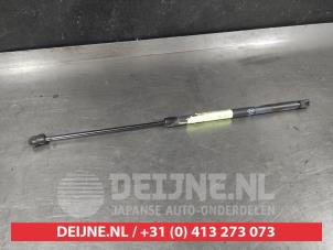 Hyundai I20 Gasdemper rechts-achter O580593 foto 2