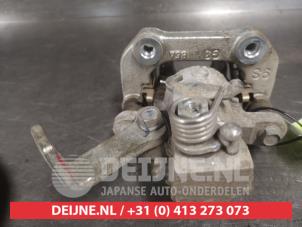 Suzuki SX-4 Bremszange links hinten O580804 foto 3
