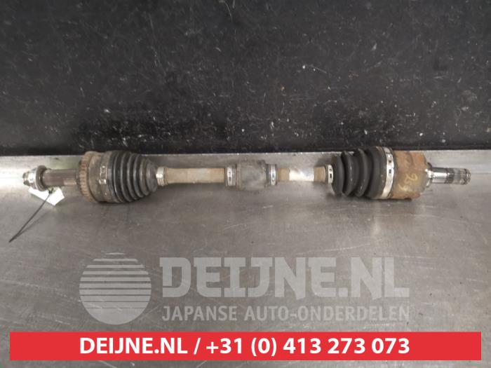 Hyundai Veloster Aandrijfas links-voor O580889
