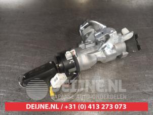 Hyundai Veloster Zündschloss+Schlüssel O580919 foto 2