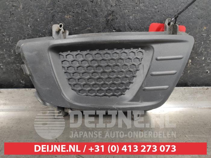 Kia Carens Bumper Rooster O581155