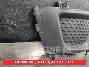 Kia Carens Stoßstangenrost O581155 foto 2