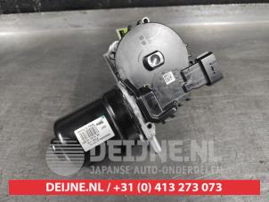Nissan Juke Front wiper motor O581310 photo 2