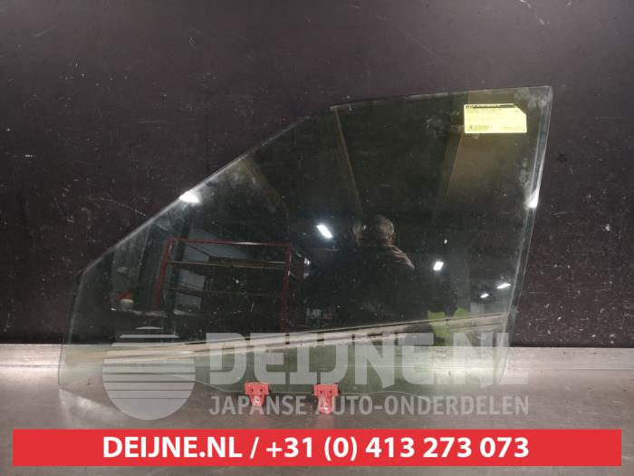 Nissan Juke Türscheibe 4-türig links vorne O581315