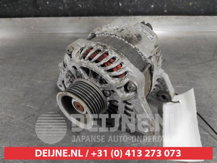 Gebruikte Dynamo Nissan Micra (K13) 1.2 12V Prijs € 40,00 Margeregeling aangeboden door V.Deijne Jap.Auto-onderdelen BV