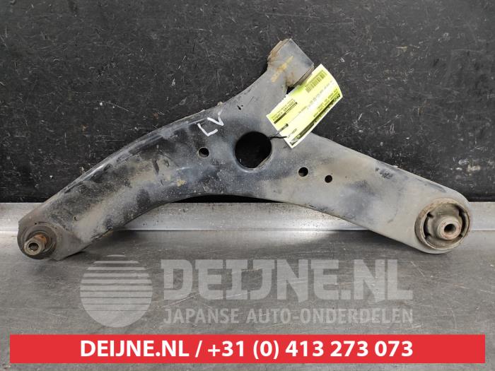 Kia Venga Front lower wishbone, left O581508