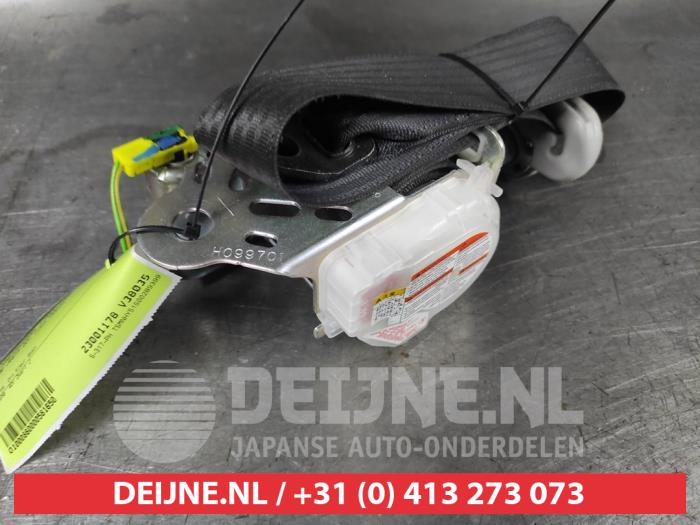 Subaru Justy Sicherheitsgurt links vorne O581650