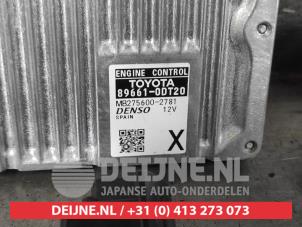 Toyota Yaris Engine management computer O581854 photo 2