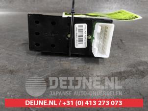 Kia Ceed Multi-functional window switch O582049 photo 2