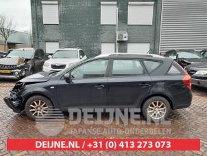 Kia Ceed Tür 4-türig links hinten O582054 foto 3