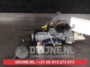 Daihatsu Cuore Ignition lock + key O582236 photo 2