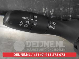 Nissan Juke Steering column stalk O582326 photo 2