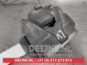 Nissan Juke Front brake calliper, left O582361 photo 2