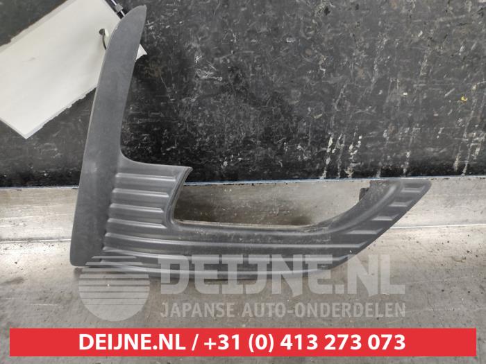Lexus CT 200h Rear bumper strip, left O582442