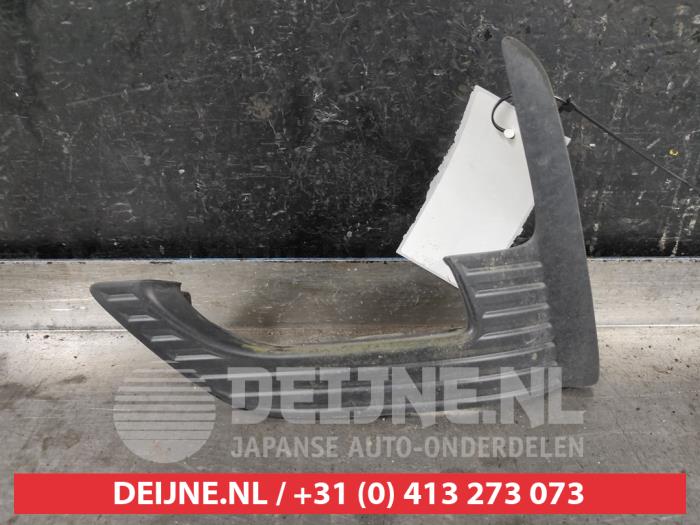 Lexus CT 200h Rear bumper strip, right O582443