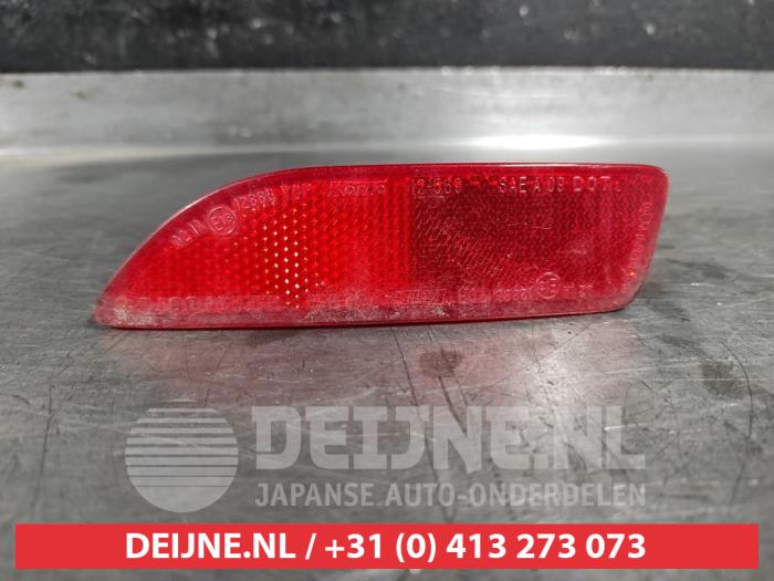 Lexus CT 200h Rear bumper reflector, left O582444
