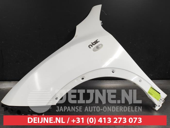 Nissan Juke Front wing, left O582571