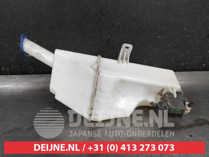 Kia Venga Ruitensproeiertank voor O582643