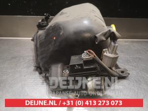 Mazda RX-8 Scheibensprühertank vorne O340408 foto 2