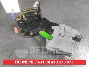 Nissan Almera Deurslot Mechaniek 4Deurs links-voor O582837 foto 2