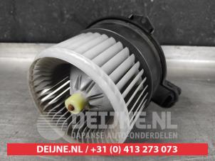 Daihatsu Cuore Heating and ventilation fan motor O583089 photo 2