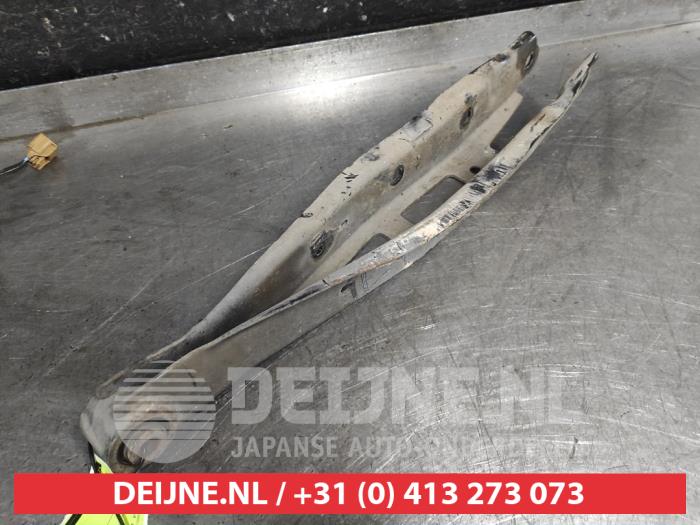Subaru Outback Draagarm links-achter O583145