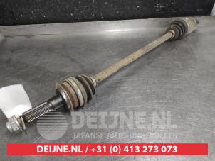 Gebruikte Steekas links-achter Subaru Outback (BS) 2.5 16V Prijs € 225,00 Margeregeling aangeboden door V.Deijne Jap.Auto-onderdelen BV