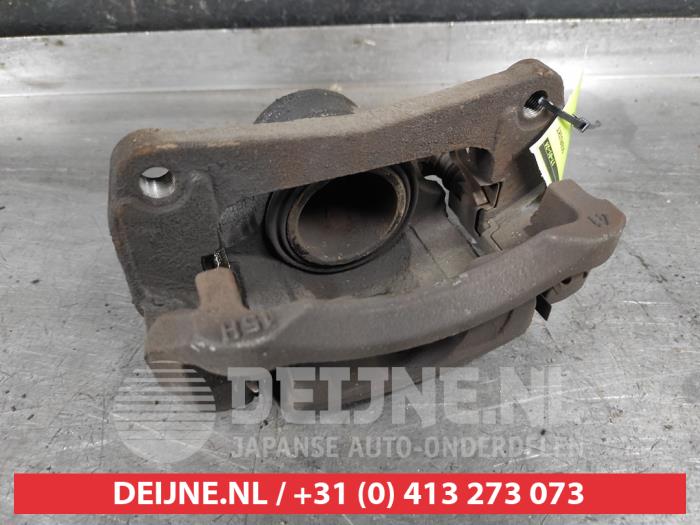 Suzuki Swift Remklauw (Tang) links-voor O583266