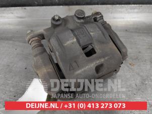 Suzuki Swift Remklauw (Tang) links-voor O583266 foto 2