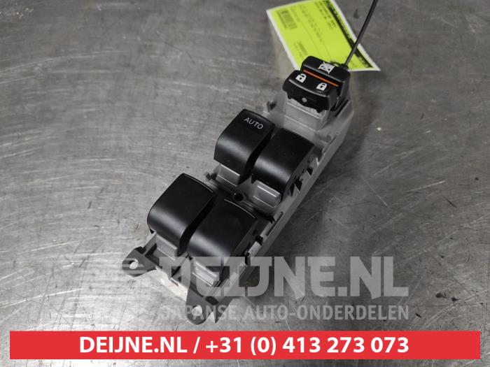 Toyota Rav-4 Multi-functional window switch O583643