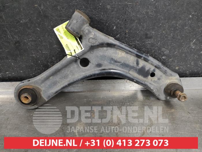 Suzuki Vitara Draagarm onder rechts-voor O583826